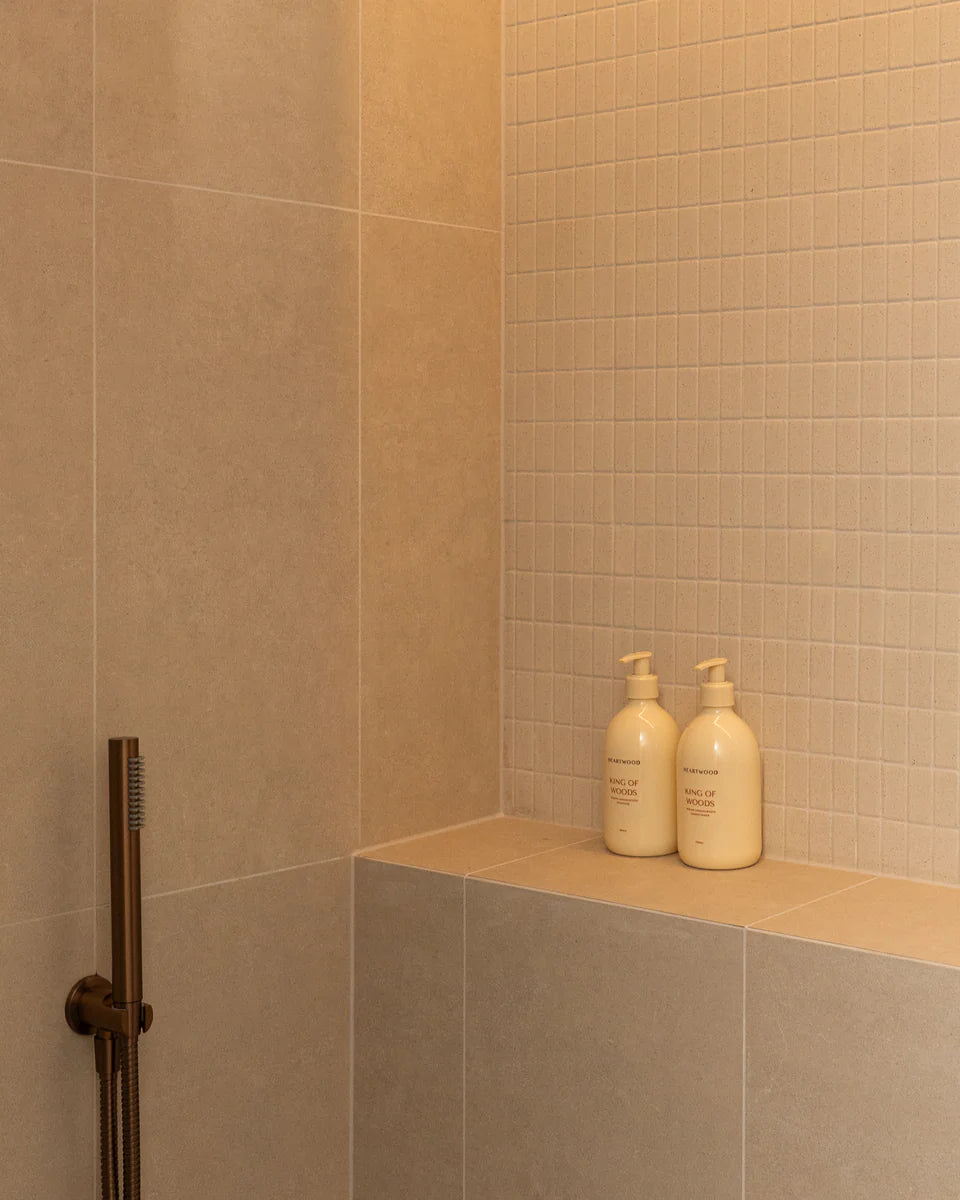 HEARTWOOD Sandalwood Shampoo