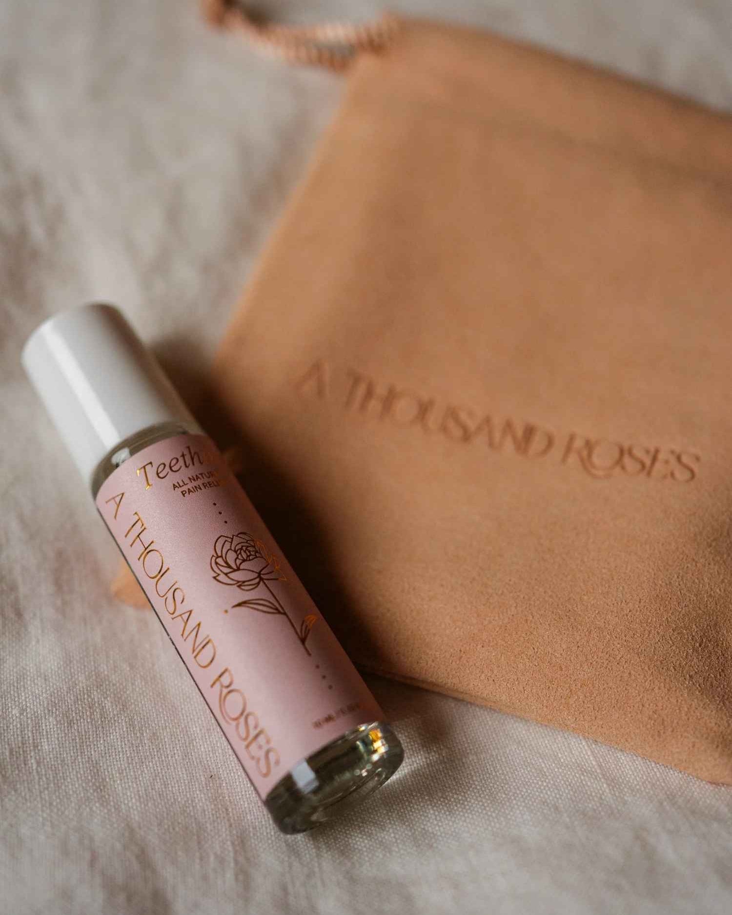 THOUSAND ROSES Teething Roller