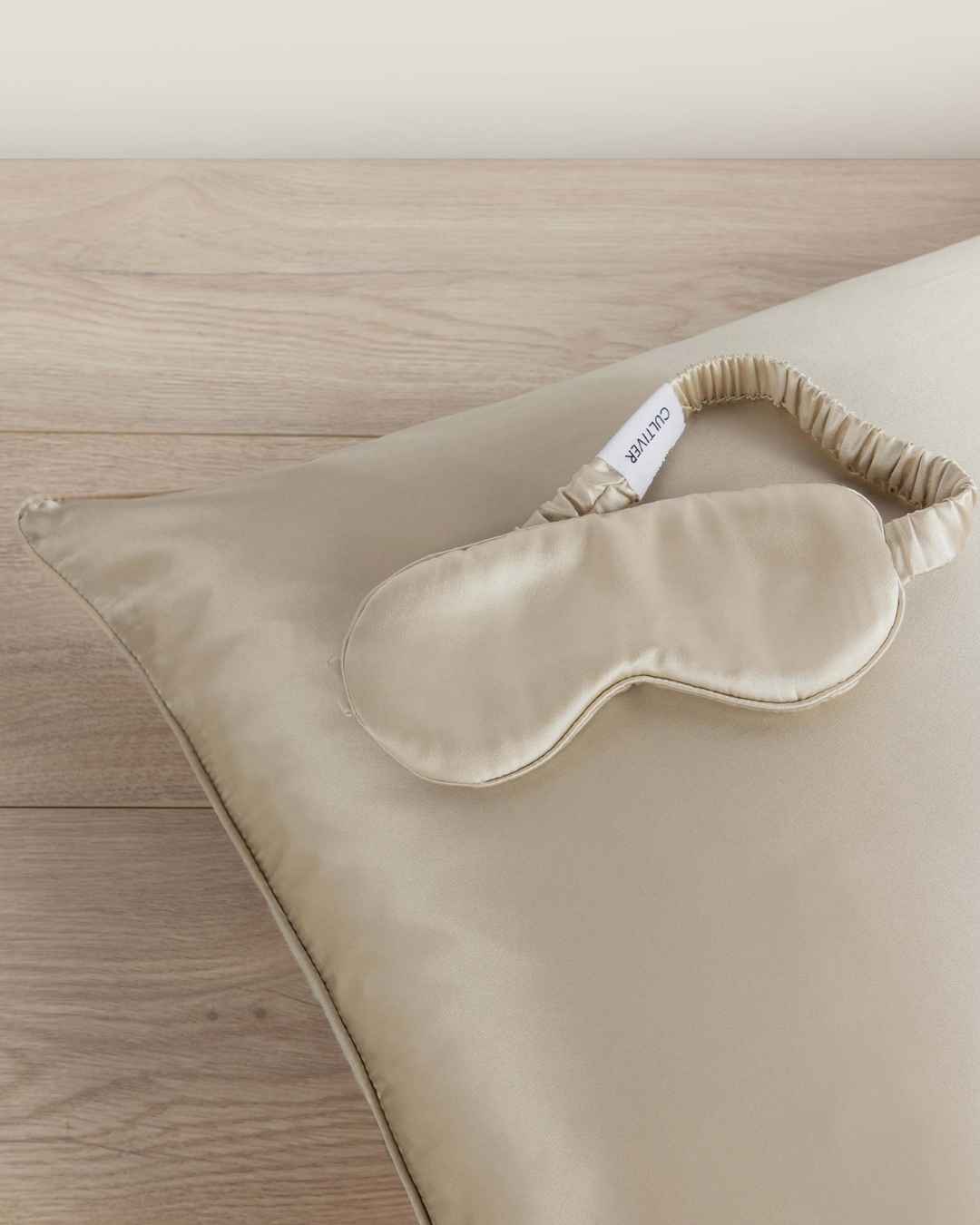 CULTIVER Silk Sleep Mask
